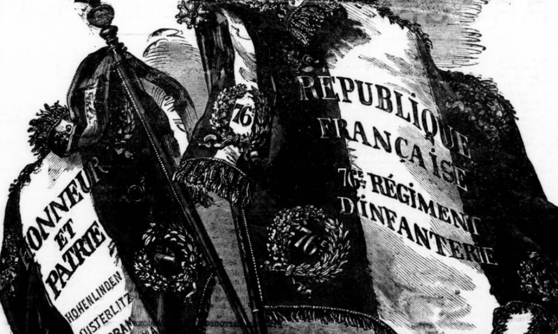 Drapeaux de la jeune République déployés lors de la première fête nationale du 14-Juillet, Le Voltaire, 1880 - source : RetroNews-BnF